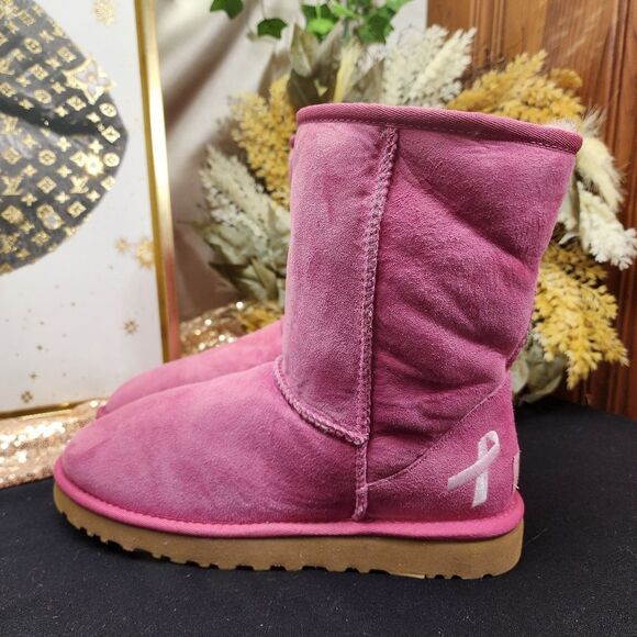 NWOB UGG Cancer Awareness Classic Short Raspberry Pink Boots - Picture 9 of 16